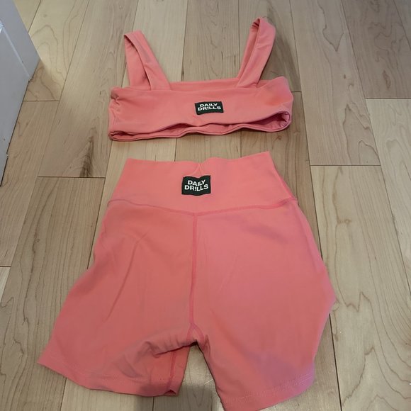 Daily Drills Pink Set S top XS Bottom - Picture 5 of 7